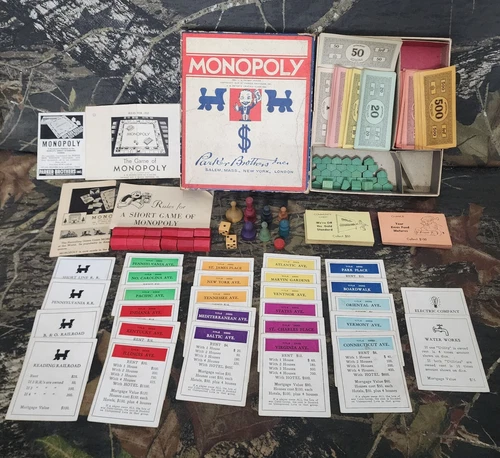 VTG 1935 MONOPOLY GAME PARKER BROTHERS MISSING BOARD WOODEN TOKENS ORIGINAL DICE