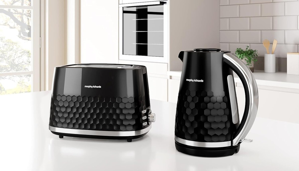 Morphy Richards Hive Black Electric Kettle Slice Toaster Pack