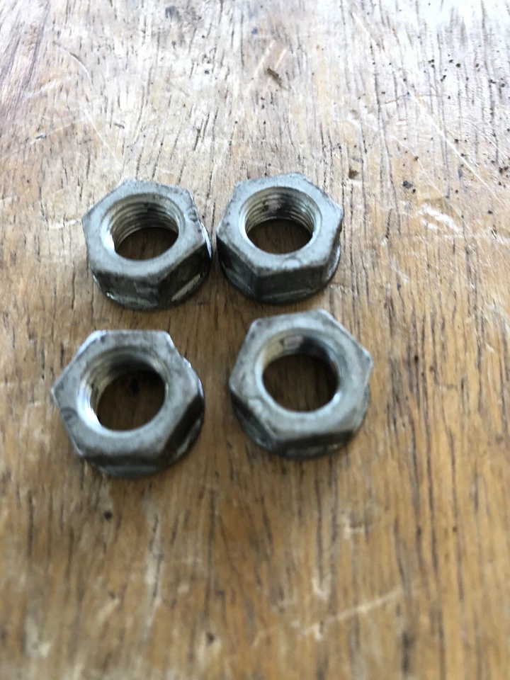 Mercury Milan 2008 2,3 L convertidor de par tuercas Foto 4 de 4