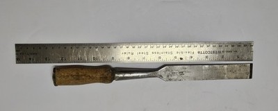 Vintage Charles Buck Cast Steel One Inch Socket Wood Chisel