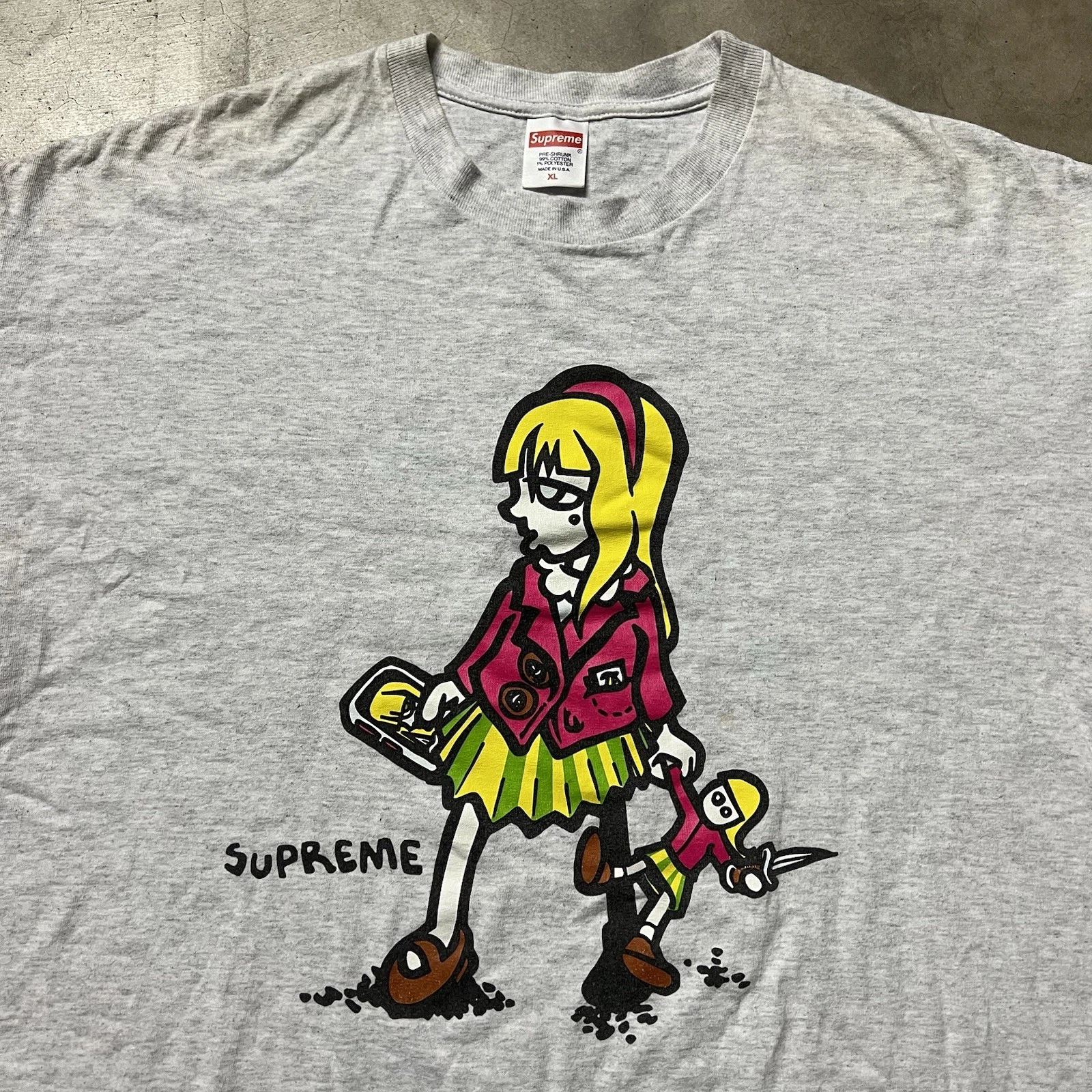 SS19 Supreme NYC « Suzie Switchblade » ?? T shirt graphique streetwear XL