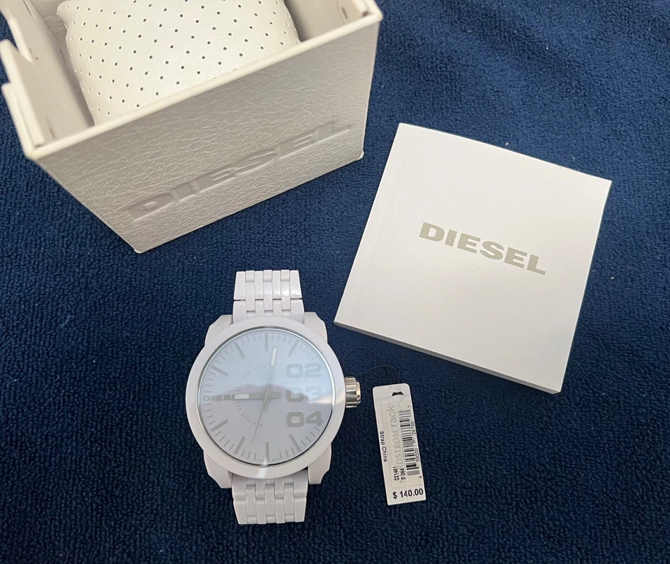 Diesel watch men DZ1461 white - Pre owned great condition for thinner wrists - image 3 of 4