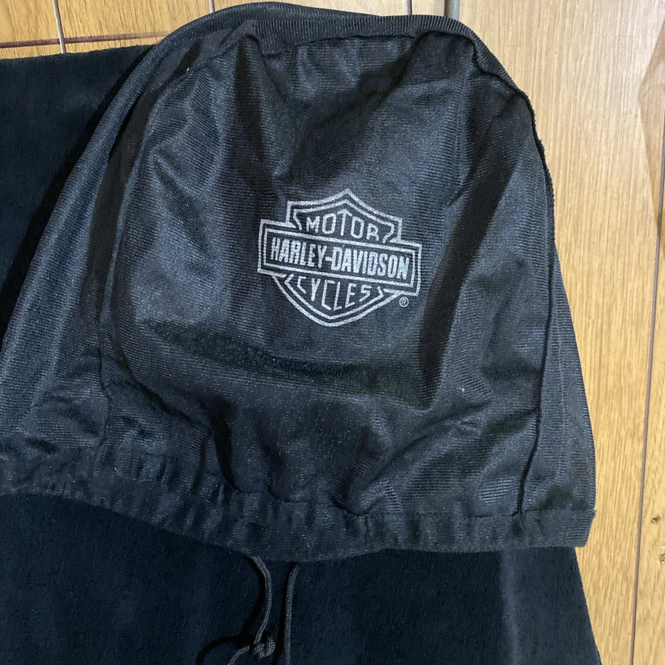 Medio casco híbrido alerón negro Harley Davidson en caja con cubierta antipolvo como nuevo Foto 2 de 4