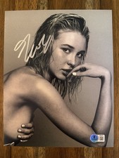 Isabel May ‘Scream 7’ Actress Sexy Signed 8x10 Photo ‘Tatum Evans’ Beckett