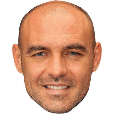 Alessandro Bruno (Stoppeln) Großer Kopf. Größer als das Leben Maske.
