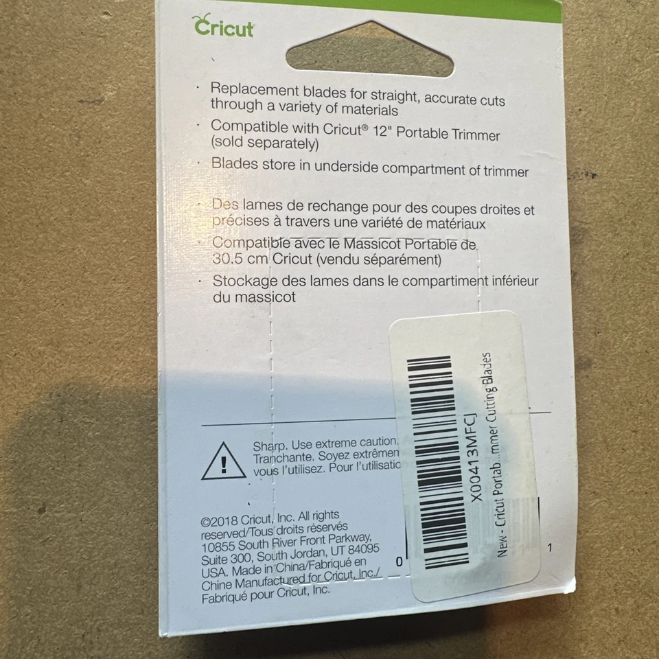 Cuchillas de repuesto para recortadora portátil Cricut/2 quilates Foto 2 de 2