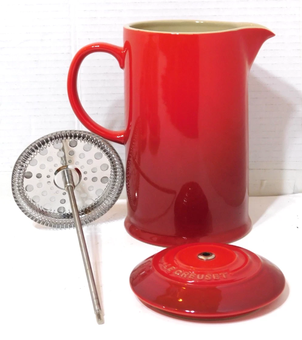 LE CREUSET Cerise Red French Press Coffee Maker Pot Stoneware 27 Oz NO KNOB!
Opens in a new window o