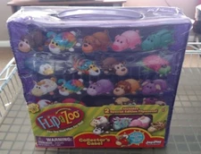 FlipaZoo Mini Collectors Case Includes 2 Special Edition Flip a Zoo Minis NIP