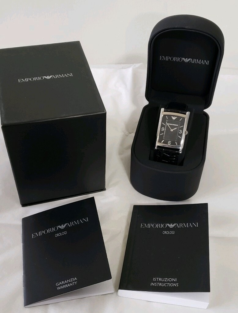NIB Emporio Armani Classic Quartz Men's Black Leather Watch