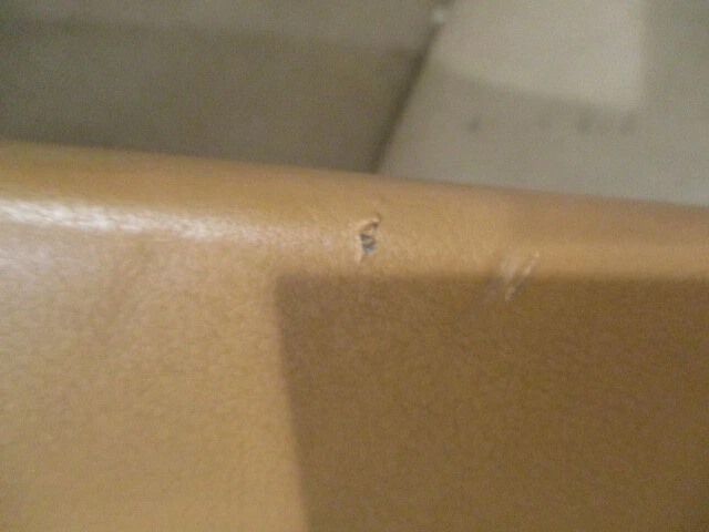 Maserati 4200 cupé, Gransport - panel lateral superior trasero izquierdo - P/N 981210900 Foto 3 de 4