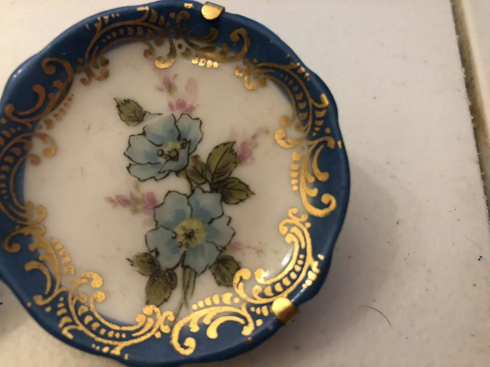 LIMOGE MINI COLLECTORS PLATES PREOWNED (2) eBay