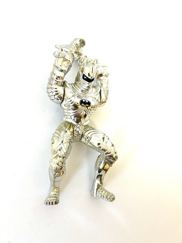 Kenner DC Comics Silver Knight Deluxe Legends Of Batman Action Figure 1994 - Picture 3 of 9