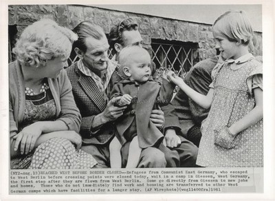 1961 Communist E Germany Refugees Escape To W Berlin Wire Photo 7X9
