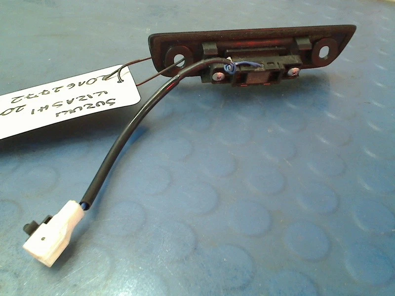 MANIJA MALETERO SUZUKI KIZASHI (FRE/FRF) SEDÁN 2.4 16V 4x4 (J24B) 2011 Foto 2 de 4