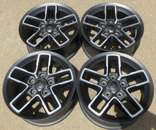 2013-2025 Jeep Gladiator Wrangler 17 Alloy Wheels Oem 9335