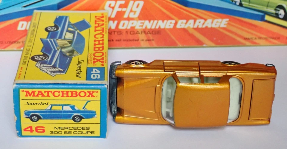 Matchbox Superfast 46a Mercedes-Benz 300SE Coupe Very Near Mint in Near Mint Box - Image 3 of 4