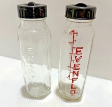 Vintage Evenflow Glass Baby Bottles Set Of Two 8 Ounces