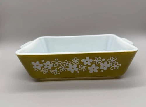 Vintage Pyrex Early Daisy Casserole - Olive Green Floral, 1.5 Qt Avocado Green