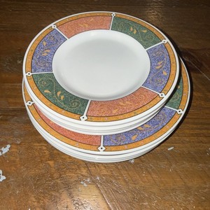 Sakura Majesticware 4 Bread & 4 Salad Plates Persia Stoneware Vintage 1990s Set