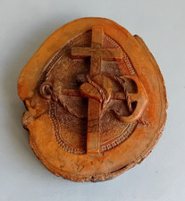 Ancien souvenir  Jerusalem bois olivier sculpté aux attributs religieux