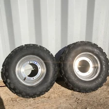 1992 Suzuki Quadracer 250 LT250R Front Wheel Set Rims & Good Tires