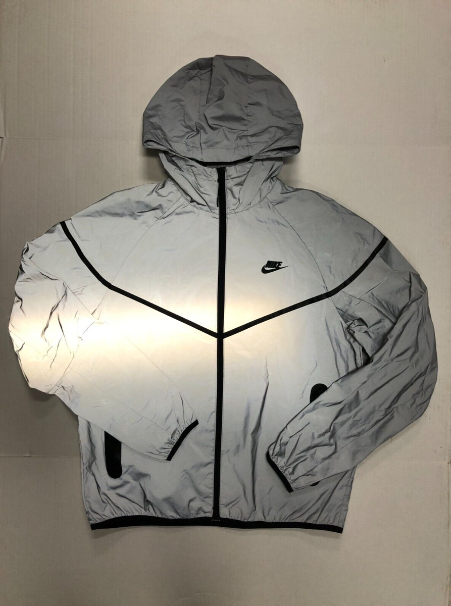 ★★送料無料★★NIKE TECH WOVEN REFLECTIVE 上下 セット Nike Tech Woven Flash Jacket Reflect Silver Black FZ7585-035