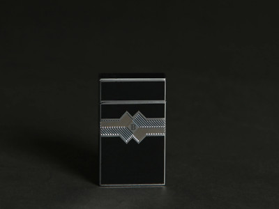 Balmain Lighter ''Miroir d'Argent et Obscurité'' (Silver & Black)
