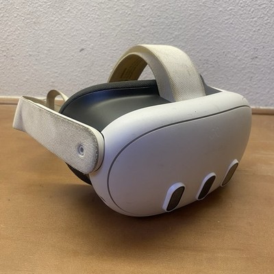 Meta Oculus Quest 3 - 128GB  - Headset ONLY - Excellent Condition