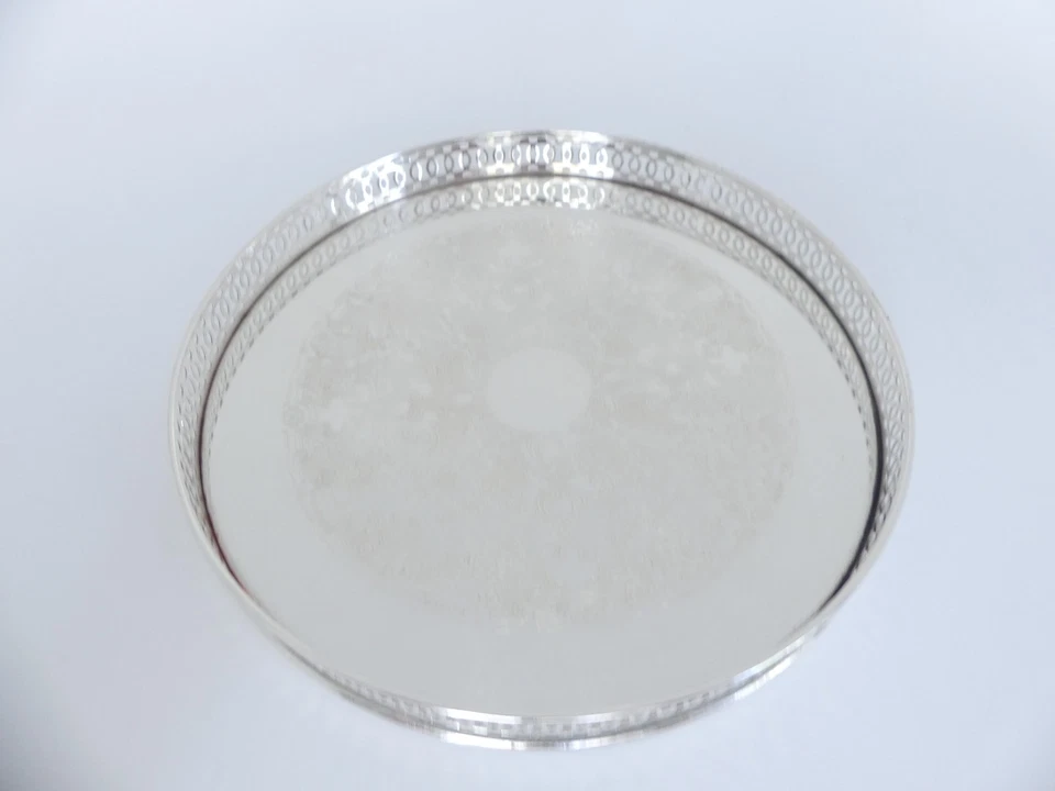 ♛ Schönes rundes Tablett "Arthur Price " -  20 cm Durchmesser- versilbert ♛ - Bild 2 von 4