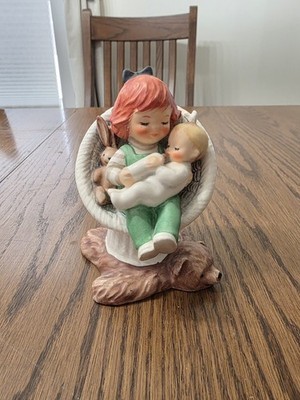GOEBEL HUMMEL Figurine TMK4 Charlot Red Head 1970 Baby Sitter BYJ 66