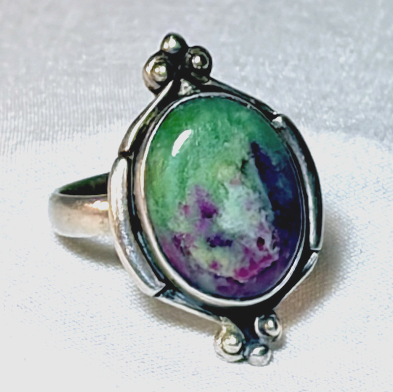 Vintage Sterling Silver & Boho Magic Ruby Zoisite Ring Size 8.5