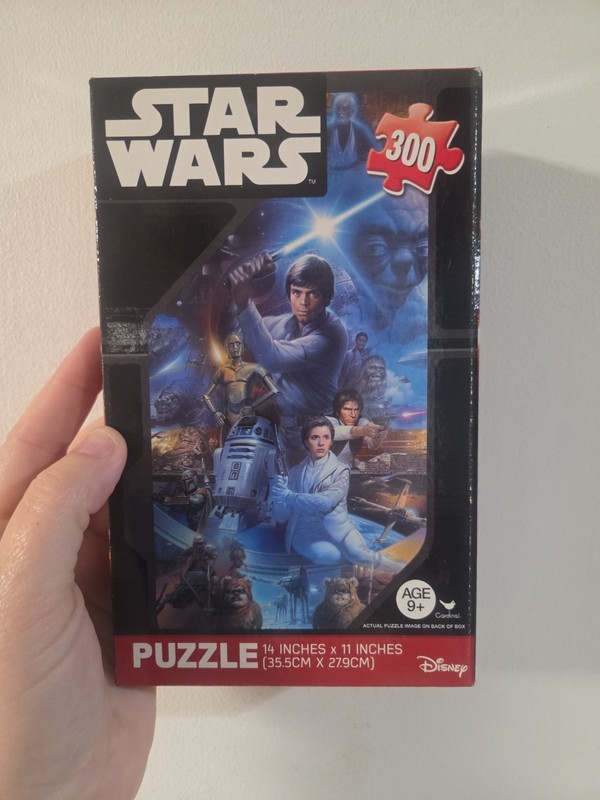 Cardinal Star Wars 300 Piece Jigsaw Puzzle (14" × 11") Luke Skywalker Brand New 