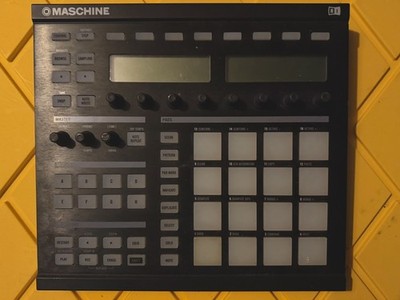 Maschine Black Native Instrument Drum Machine