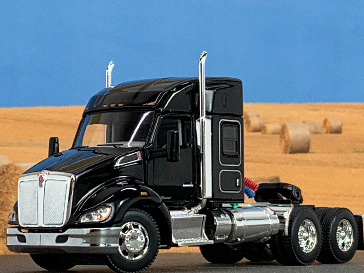 1/64 DCP BLACK KENWORTH T680 W/ MID-ROOF SLEEPER | eBay