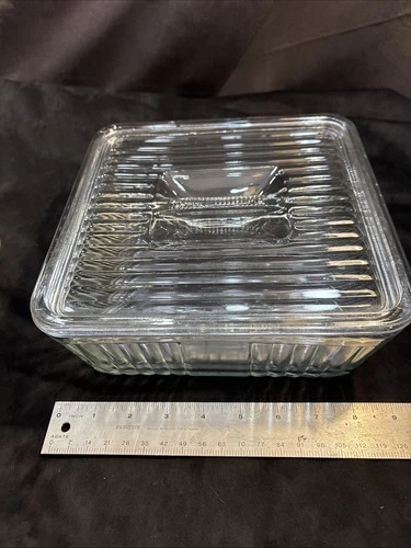Vintage Anchor Hocking 1932 Design Ribbed 9 x 9 Refrigerator Baking Dish w/ Lid