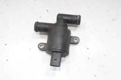 AUDI A3 Limousine 8VS, 8VM Zirkulationswassermotor 4H0121671D 1.80 33729374