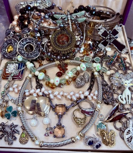 Vintage Estate Costume Jewelry Lot! SARAH COV, AVON and more!