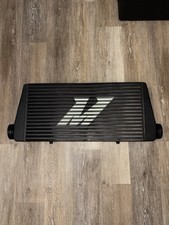 Mishimoto Universal Intercooler R-line Black