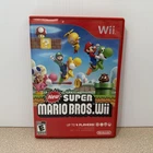 New Super Mario Bros. Wii (Nintendo Wii, 2009) WITH INSERTS AND MANUAL CIB.