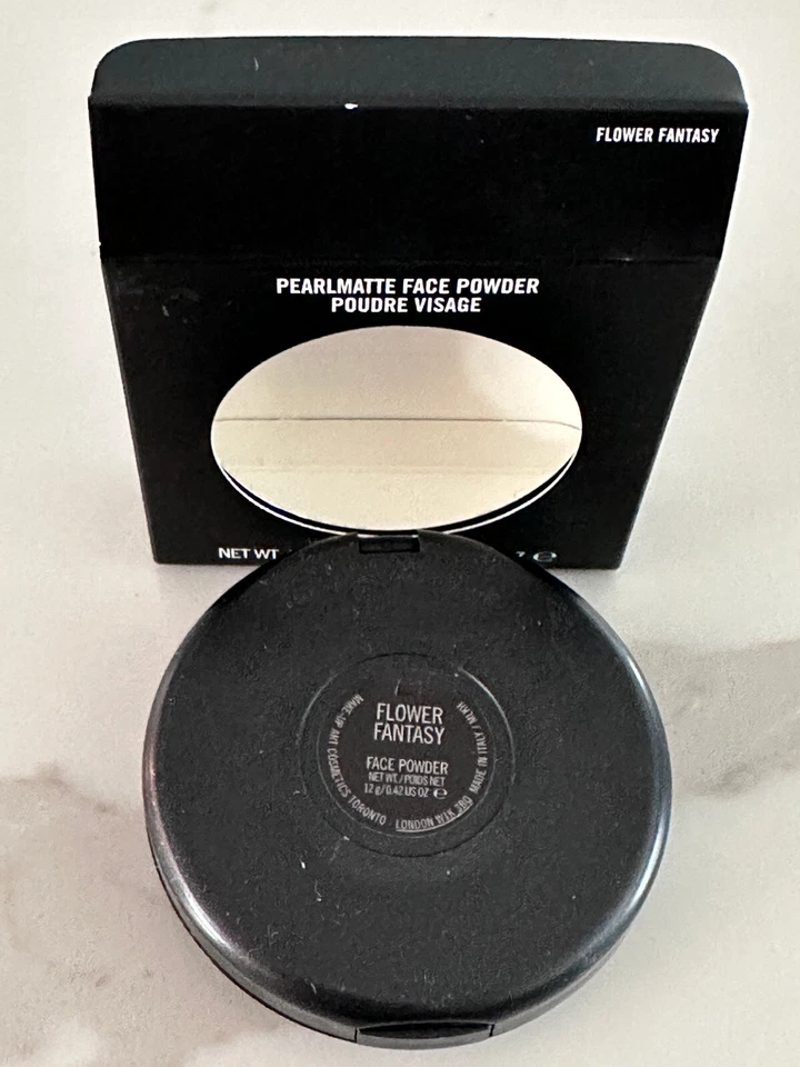 MAC Pearlmatte Face Powder FLOWER FANTASY - Image 3 of 3