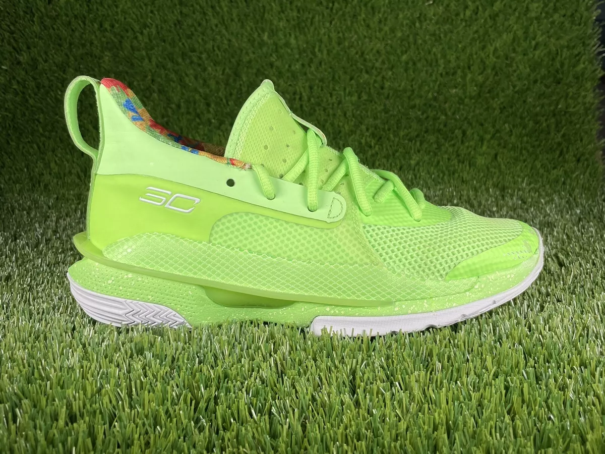 Under armour curry 2.5 green kids sales