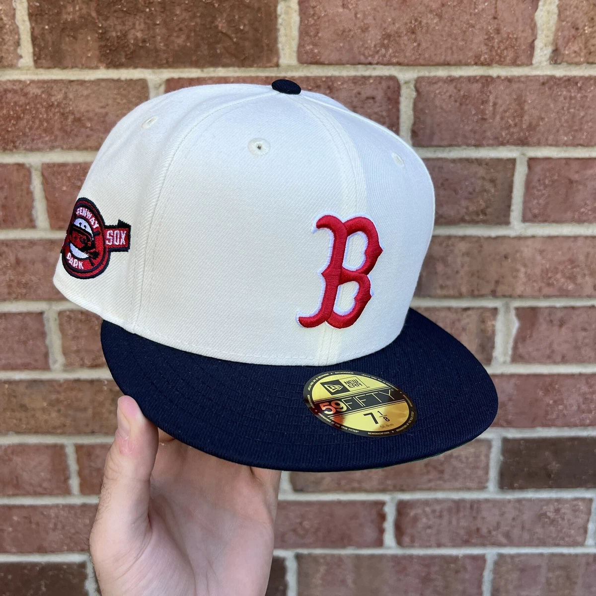 7 1/2 DS NewEra 59fifty Boston Red Sox Fitted Hat from BrandNew
