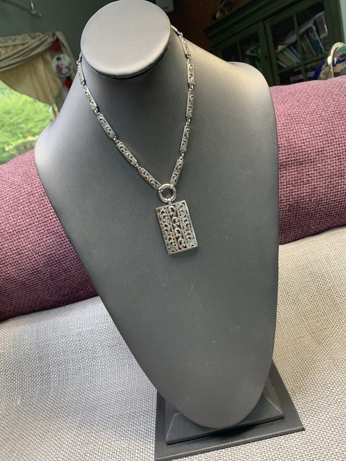 Vintage  Detailed Rectangular Drop pendant neckla… - image 2