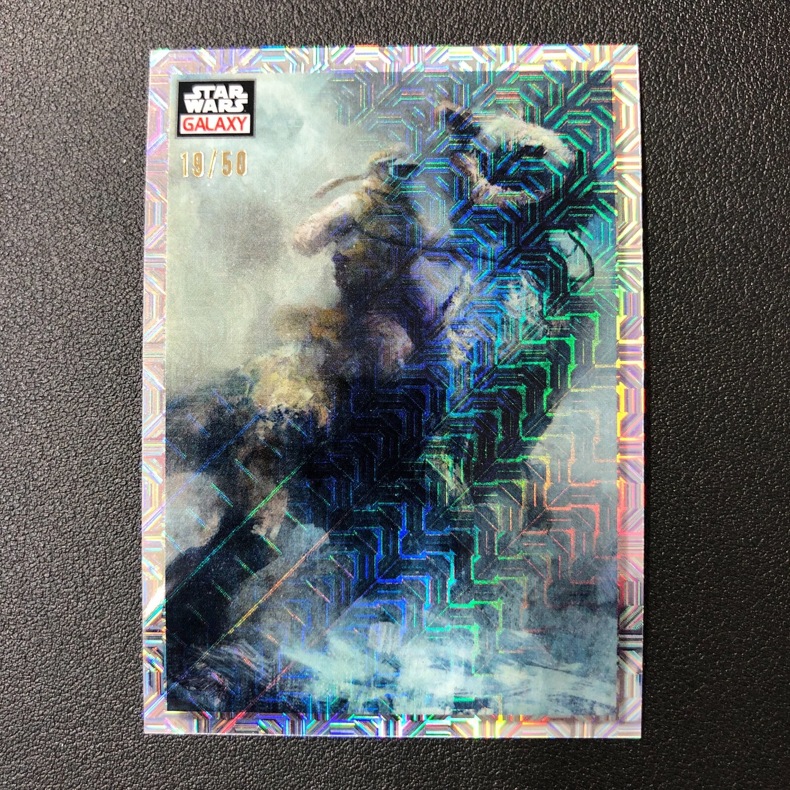 2023 Topps Chrome Star Wars Galaxy #76 Predator & Prey Mojo Refractor /50 yingf6