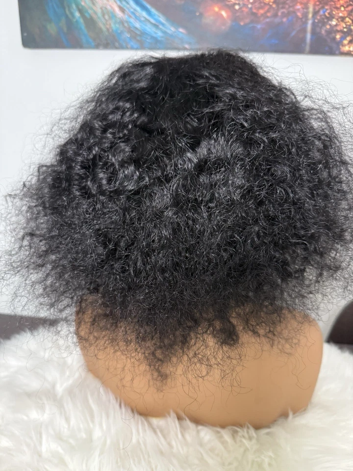 Peluca de cabello humano rizado de agua sin pegamento 18 pulgadas 4x4 - apta para cabeza pequeña Foto 4 de 4