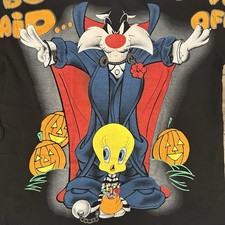 VTG 90s Looney Tunes Sylvester Tweety Halloween AOP Shirt Size Large Be Afraid