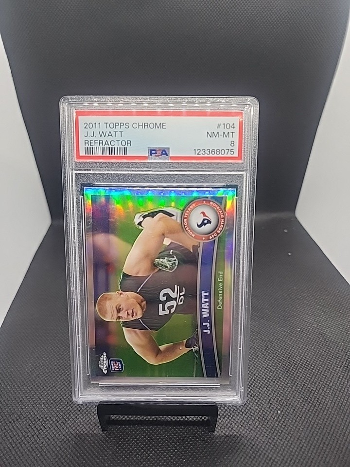 2011 Topps Chrome - J.J. Watt #104 Refractor (RC) PSA 8