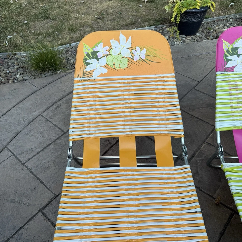 Vibrante Par de Sillones Retro de Aluminio y Vinilo con Correa para Piscina Patio! Rosa y naranja Foto 3 de 4