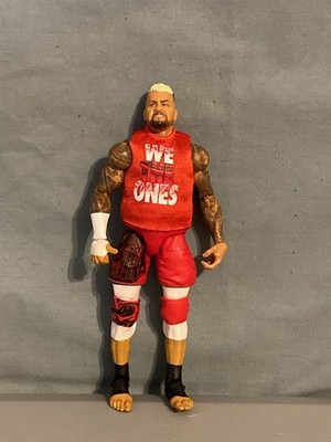 WWE Elite Solo Sikoa Series 106 Wrestling Action Figure: Bloodline Gear Complete