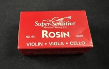 Musical String Co. Super-Sensitive Light Rosin No. 911 Violin / Viola / Cello